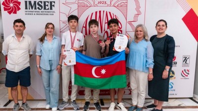 3 Qızıl, 3 Gümüş, 2 Bürünc medal